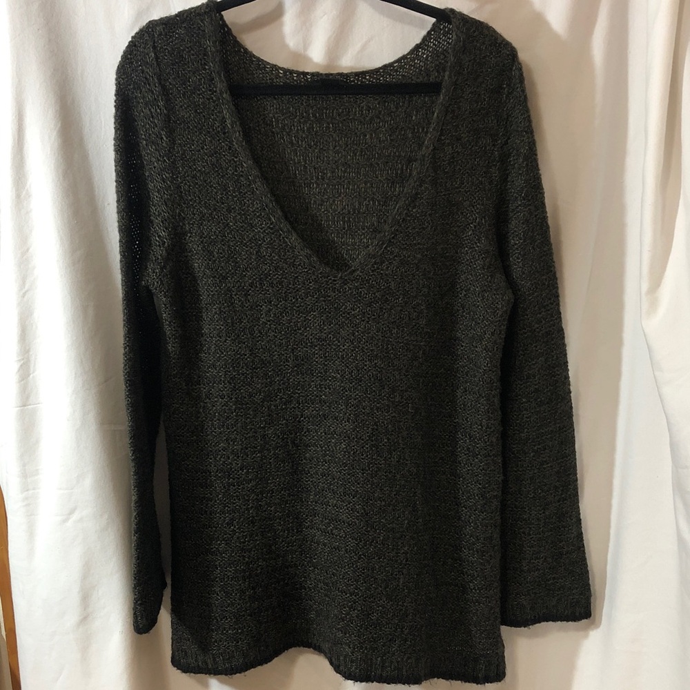 H&M Charcoal Neutrals Soft V-Neck Loose Fit Women’s Sweater, Size M